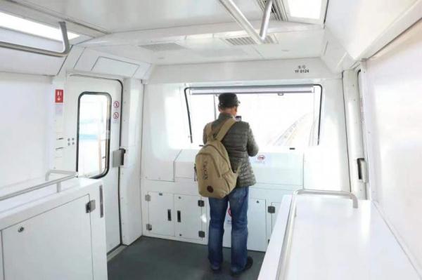 无人驾驶!北京地铁燕房线所有列车取消驾驶室