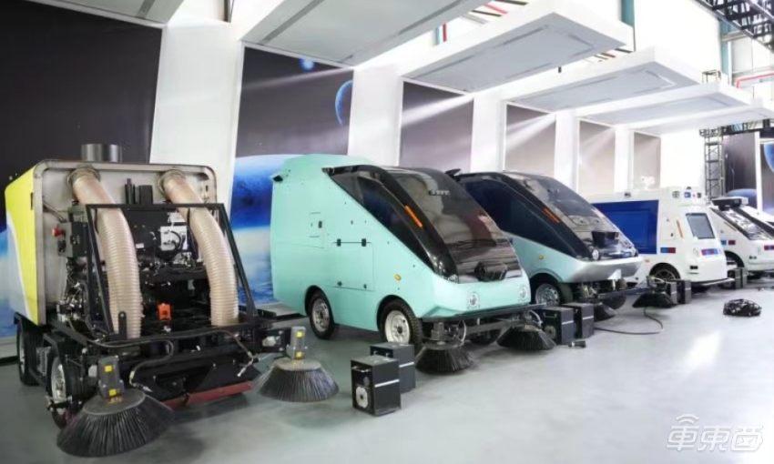 易咖智车连发七款无人车,支持三大场景,助力无人驾驶商业化落地