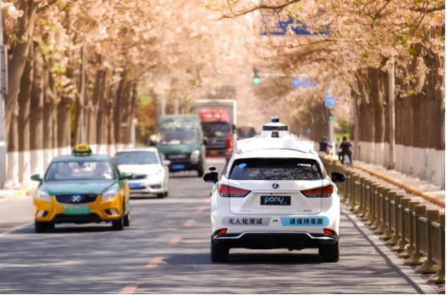 深圳通过智能网联汽车条例 无人驾驶汽车将上路